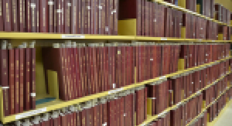 Library shelves of University of Saskatchewan theses